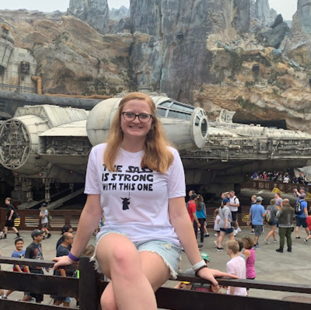 Meet your Posher, Abbey